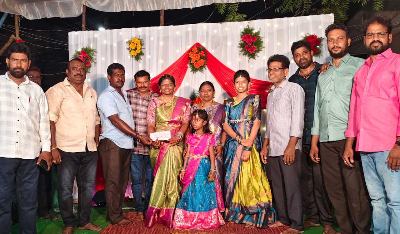 Khammam two-wheeler mechanics provide financial assistance to a newlywed