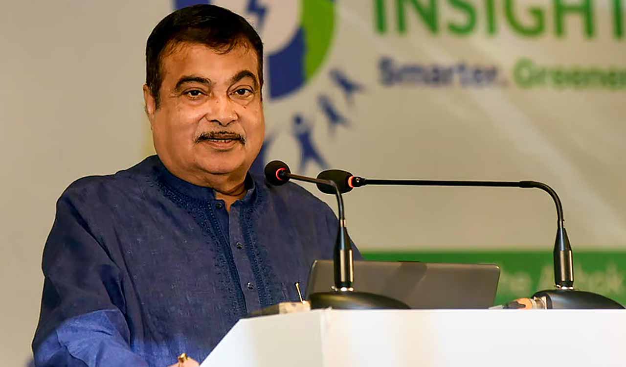 Nitin Gadkari unveils India’s first MLFF toll plaza in Surat