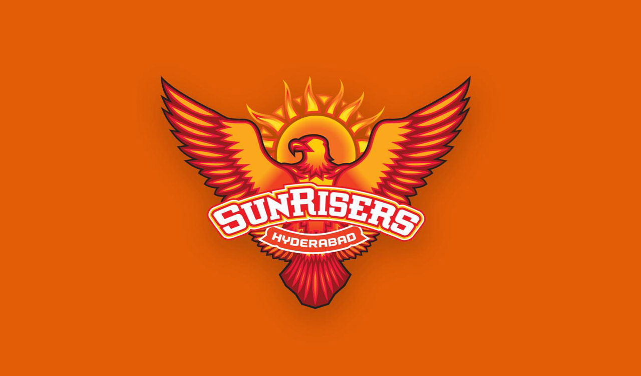 IPL playoff race heats up as SRH take on GT