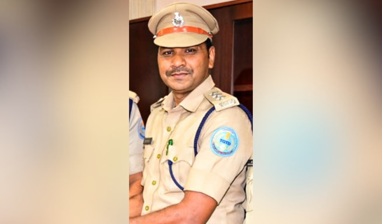 State orders inquiry into death of Bhupalpally District Transport Officer in road accident