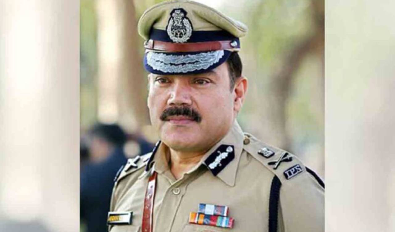 Ex-DGP Anjani Kumar wins gold at Telangana shooting meet