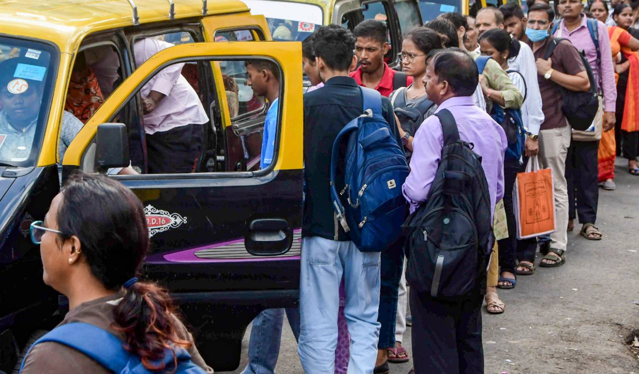 BEST strike cripples Mumbai transport for 2nd day; undertaking deploys buses for NEET candidates