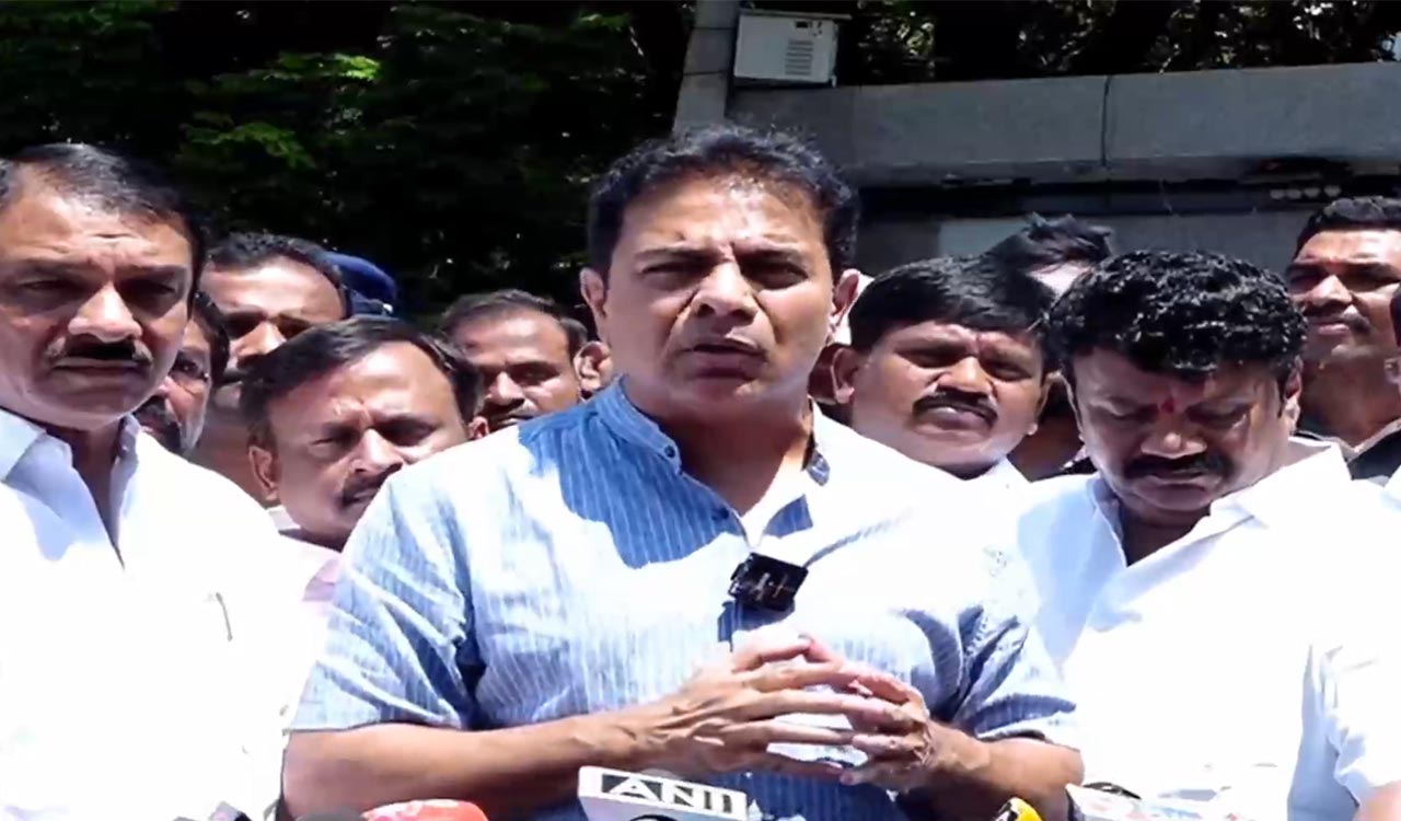 Balka Suman’s arrest politically motivated to cover up Singareni irregularities: KTR