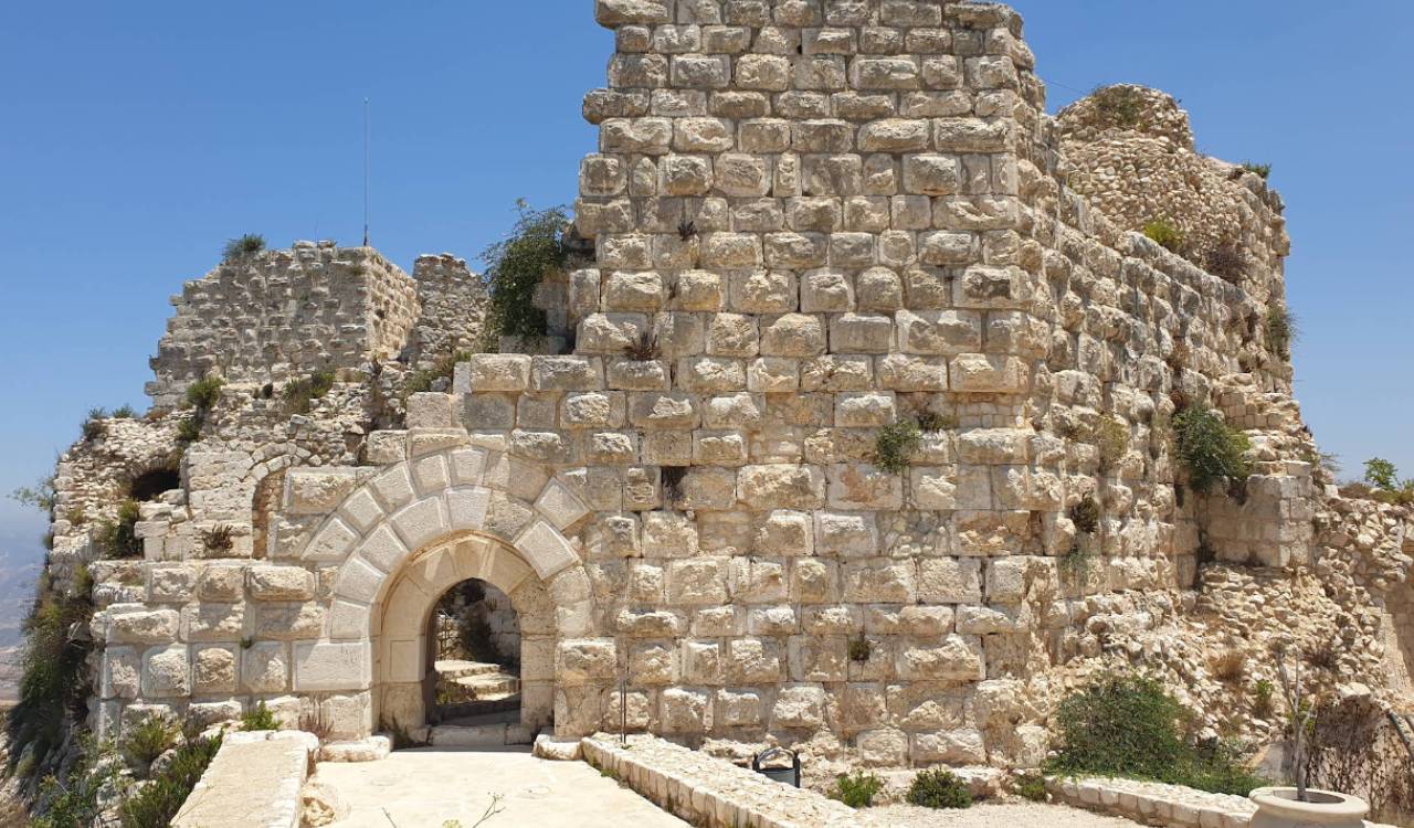 IDF captures strategic Beaufort Castle in Lebanon