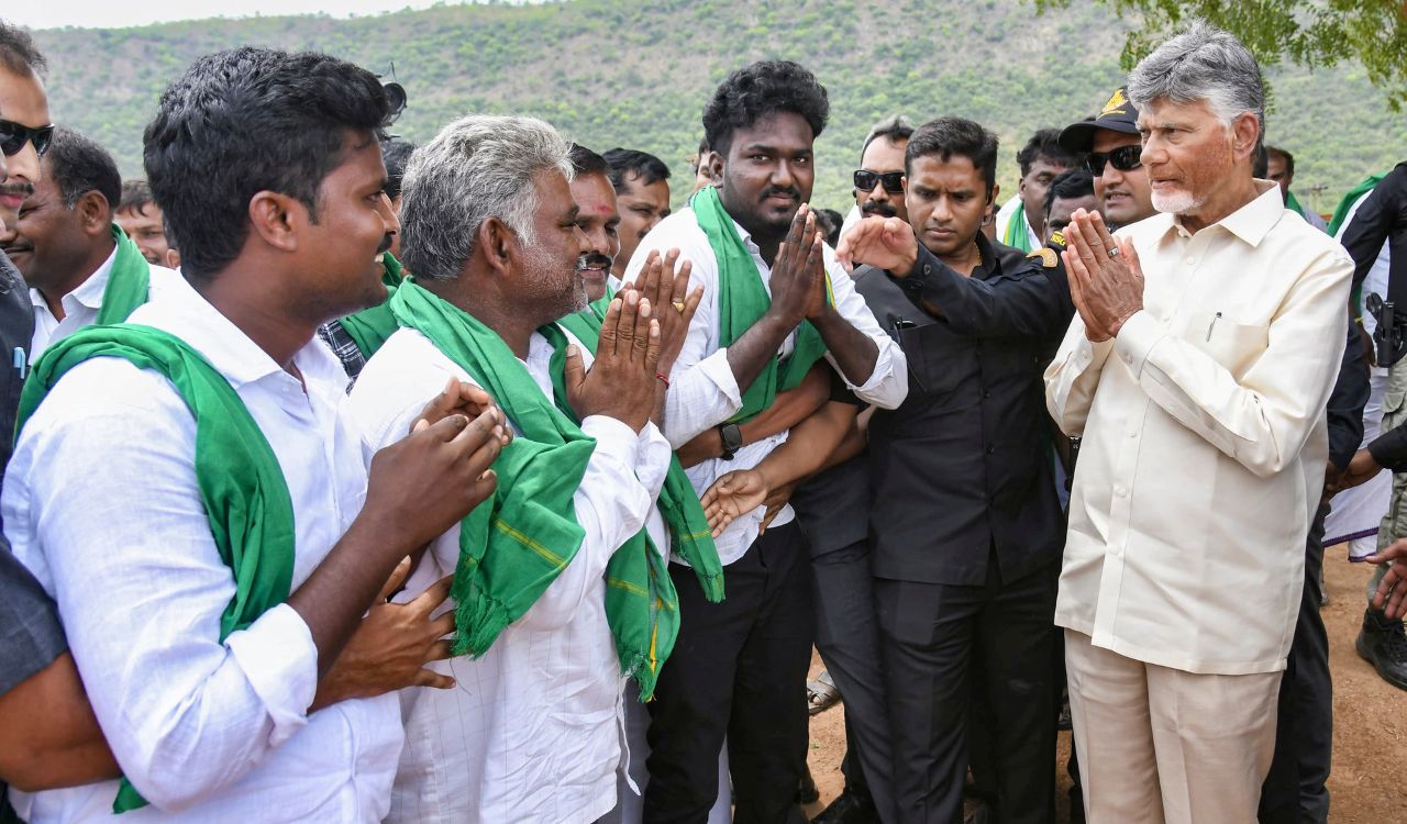 CM Naidu disburses Rs 300 cr to Veligonda project evacuees; launches Sanjeevani health programme
