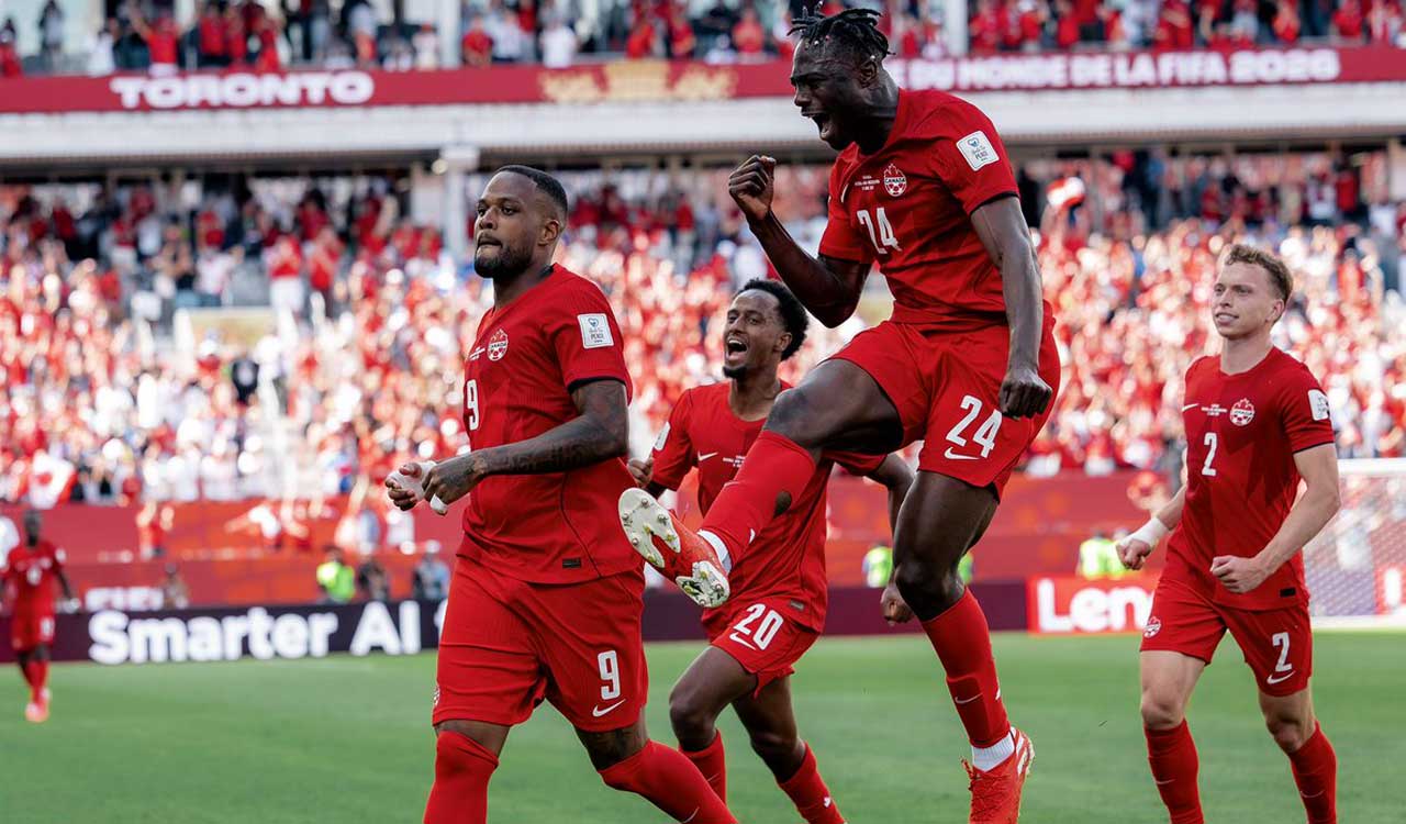 Cyle Larin strikes late as Canada earn historic 1-1 draw against Bosnia in World Cup opener