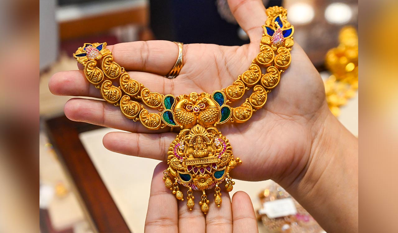 Gold, silver prices fall up to 2 pc amid West Asia tensions