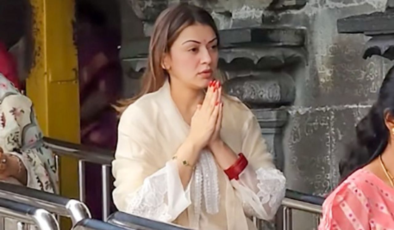 Hansika Motwani embraces spirituality with visit to Tirumala Temple