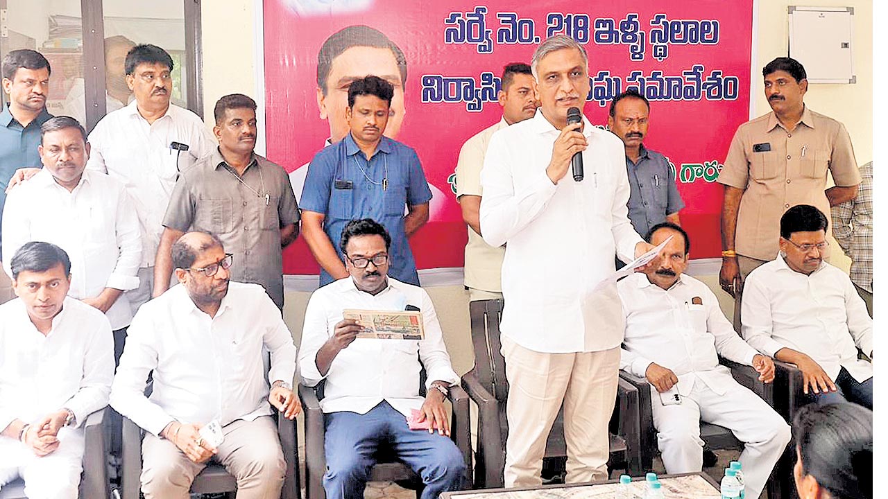 CM Revanth resorting to blackmail politics, alleges Harish Rao