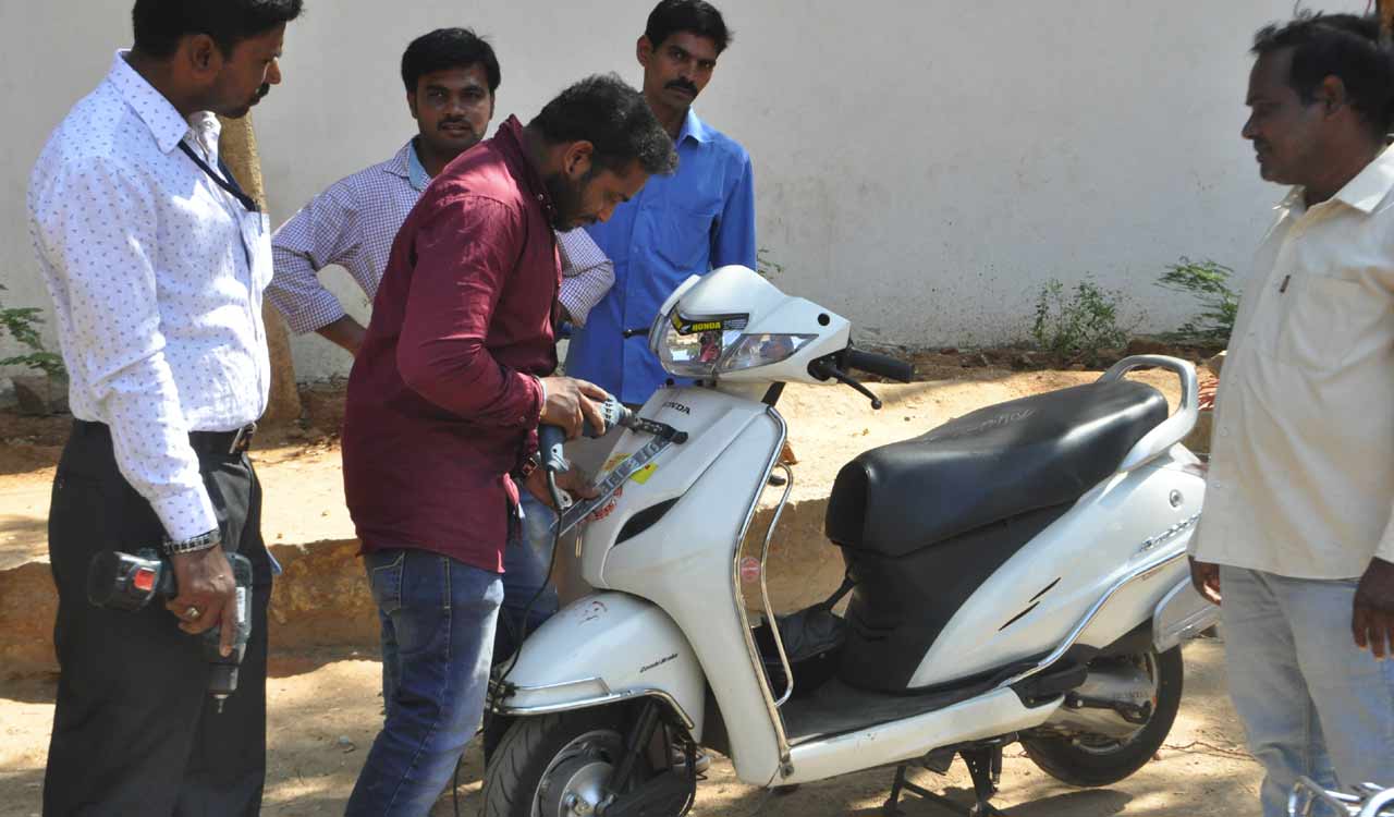 Hyderabad Traffic Police books scooter rider for using fake registration number