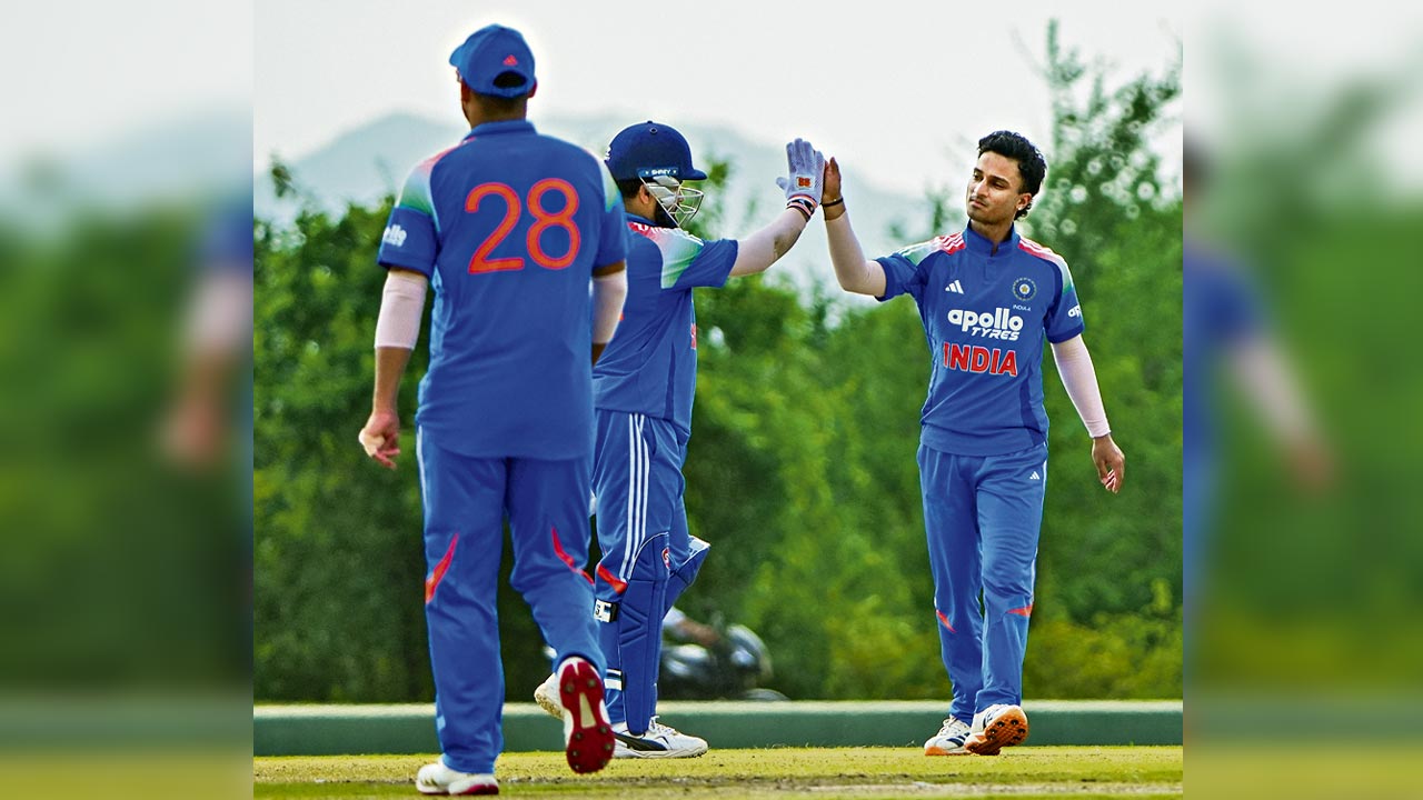 Sri Lanka defeat India in Super Over as India fall short by 10 runs in dramatic finish