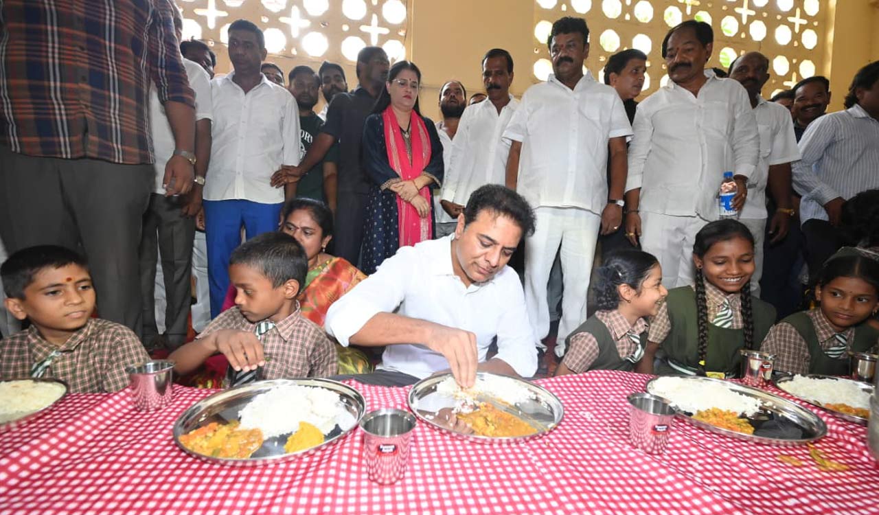 KT Rama Rao urges students to follow PV Narasimha Rao’s example