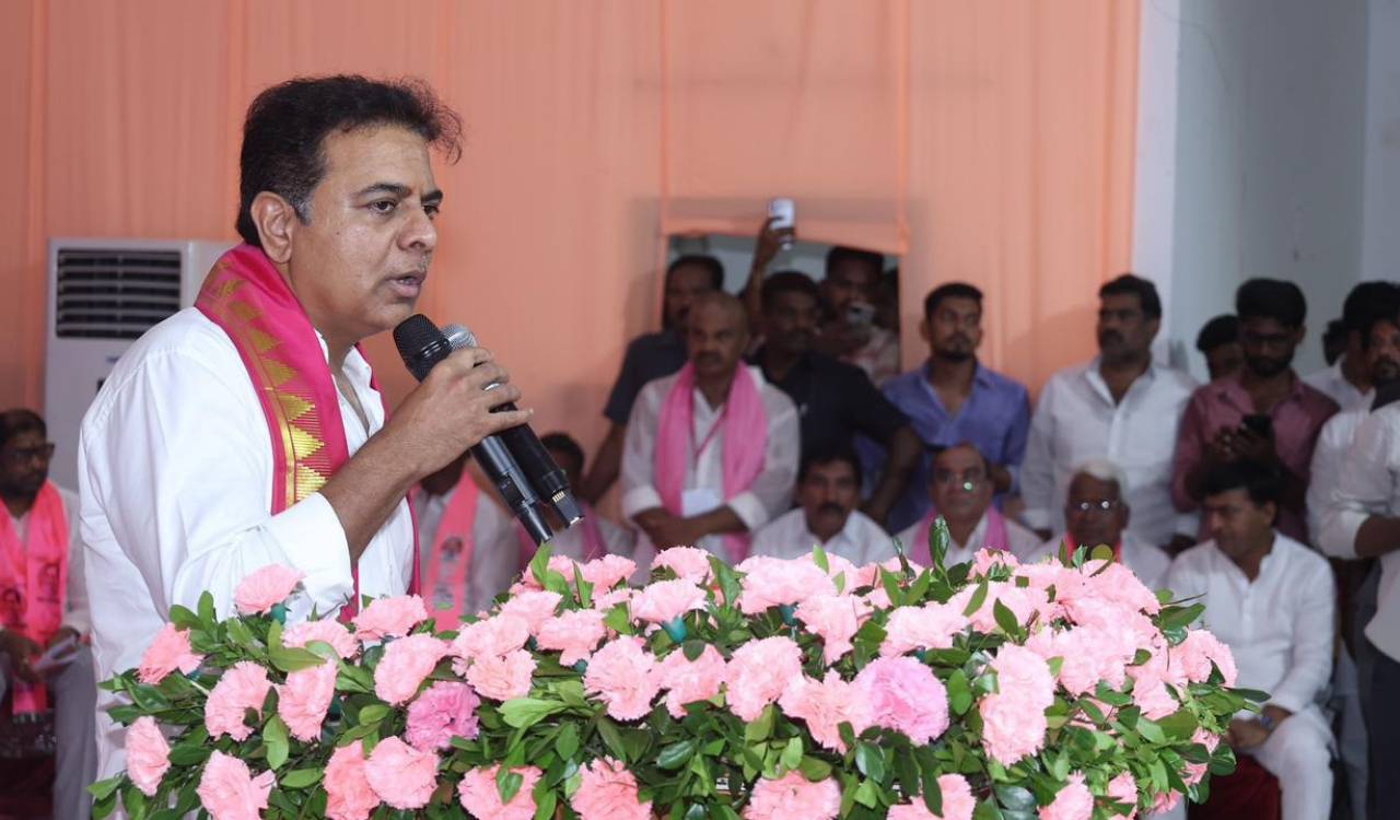 Khammam Ministers failed to complete Sitarama Project: KTR