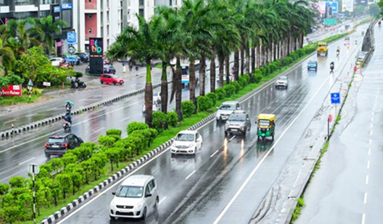 Monsoon knocks on Kerala’s door, heavy rain alerts issued