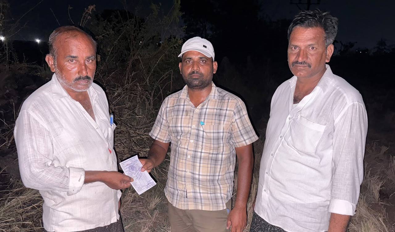 Farmer fined Rs 5,000 for burning paddy stubble in Khammam