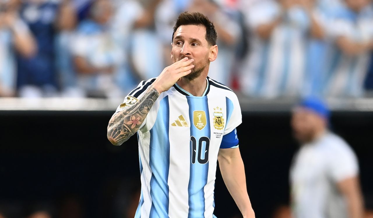 Seven in a row: Super-sub Messi strikes in Dallas to rewrite history