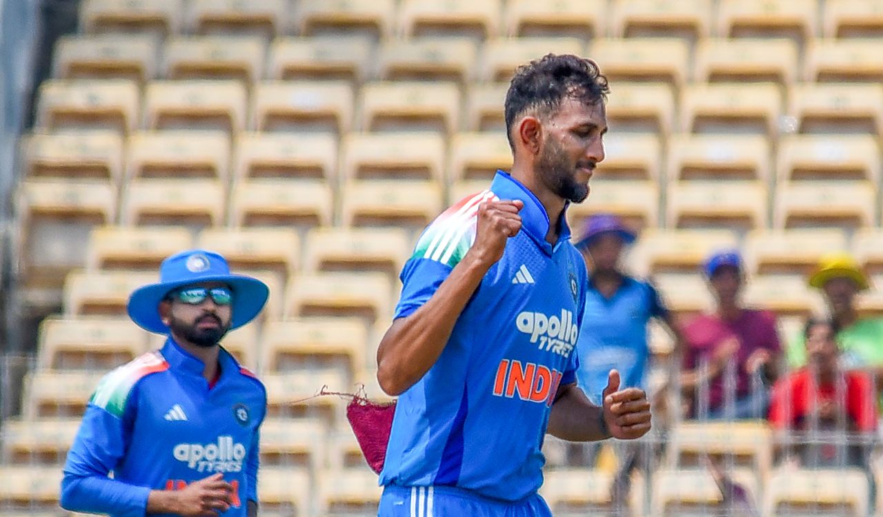 3rd ODI: Really happy to be coming in on a hot day, bowling well and helping the team, says Prasidh