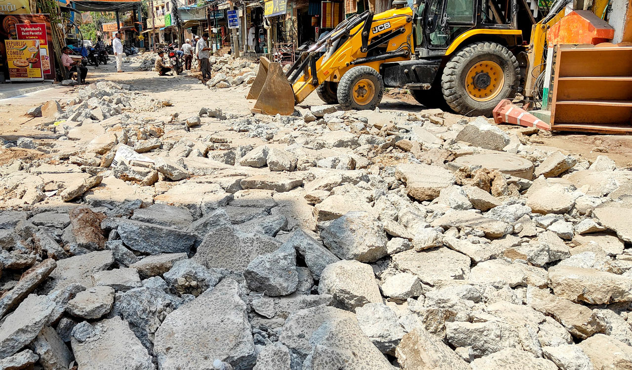 Despite monsoon ban, civic works continue across Hyderabad