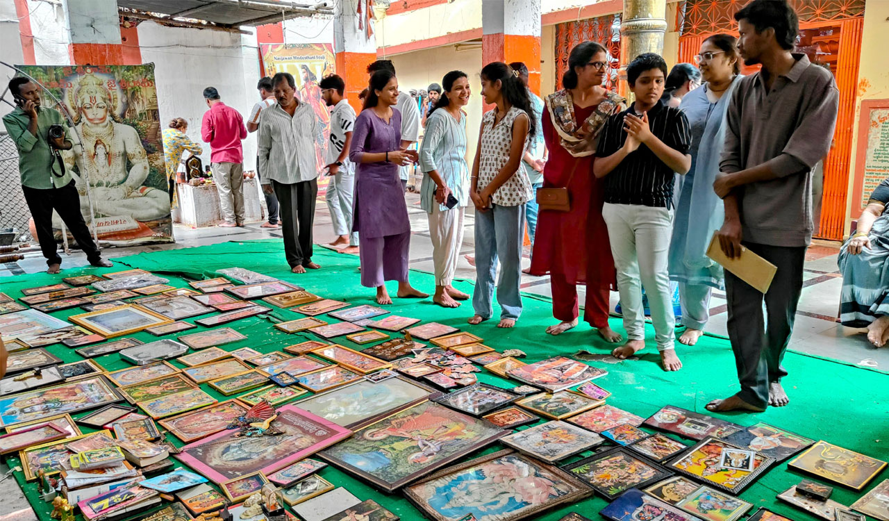 GHMC, ISKCON collect over a tonne of sacred material in Project Udvasana drive