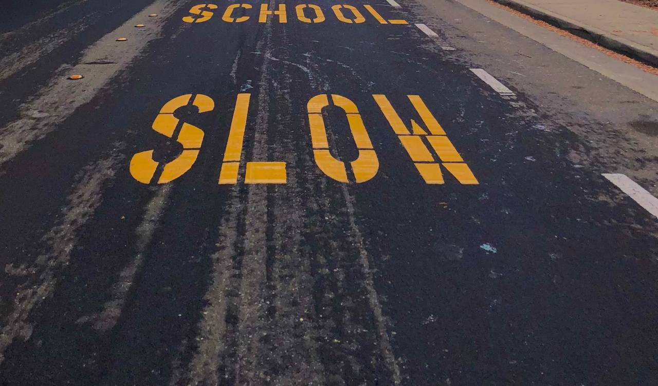 Survey finds 80 percent Telangana schools without ‘School Zone’ boards