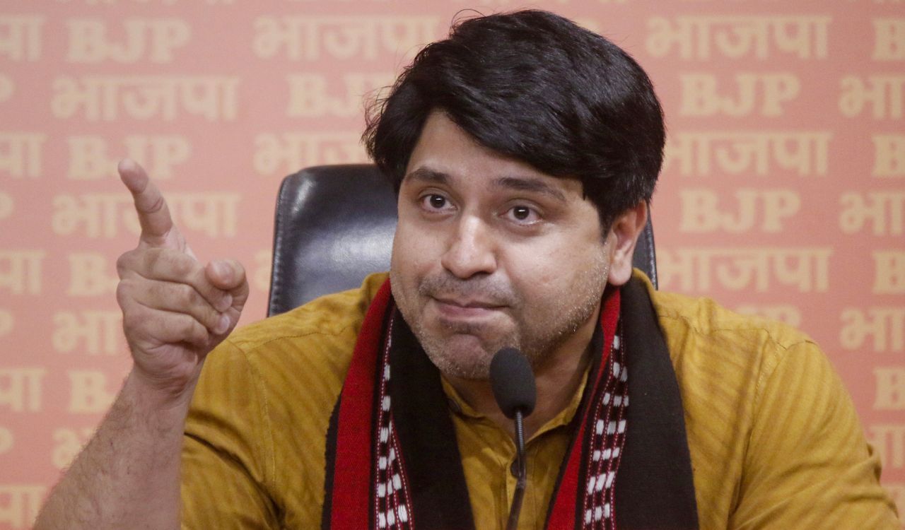BJP claims Rahul losing support within Congress, cites Tharoor’s remarks on Modi