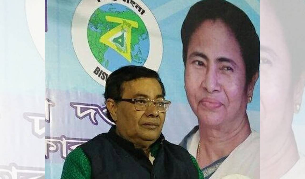 Former Trinamool cabinet minister held for hoarding relief materials