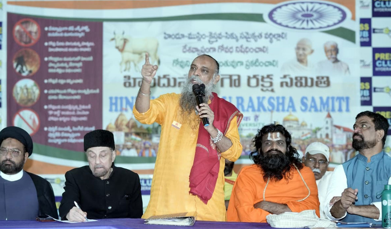 Hindustani Gau Raksha Samiti demands ban on cow slaughter