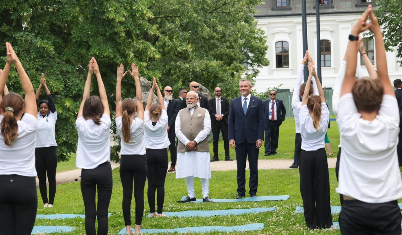 Modi, Slovak president witness yoga demo by schoolchildren in Bratislava