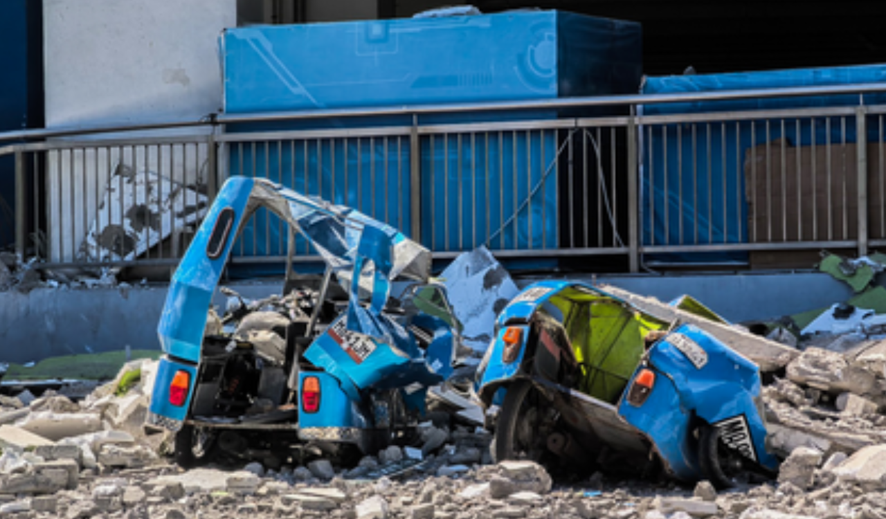 Loss of lives in Philippines earthquake saddens us: Modi