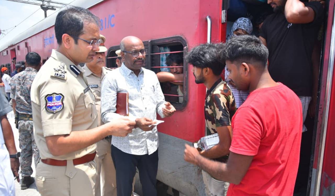 Public urged to inform police on suspicious persons in Warangal