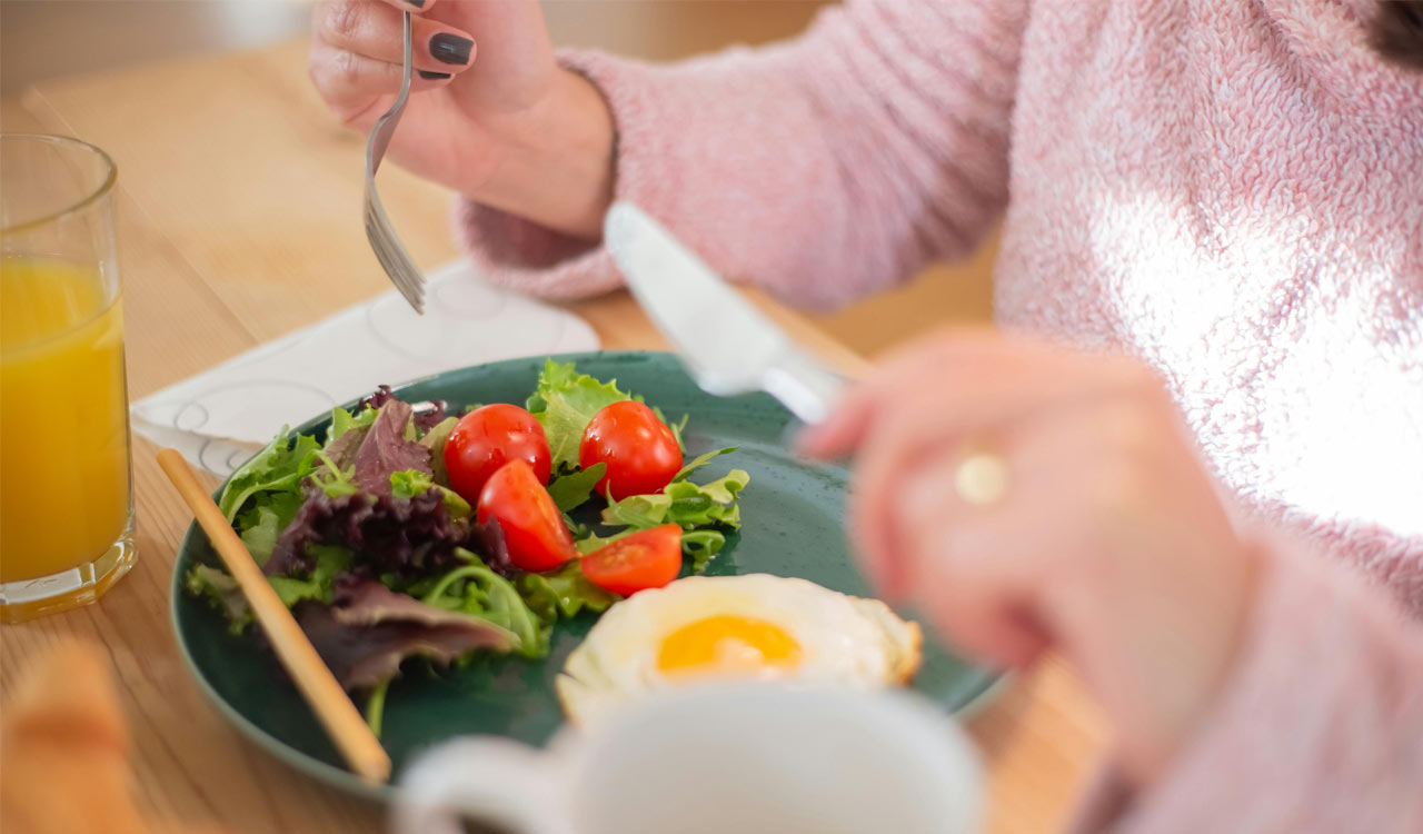 What happens when you skip breakfast? Understanding its impact on energy and hunger