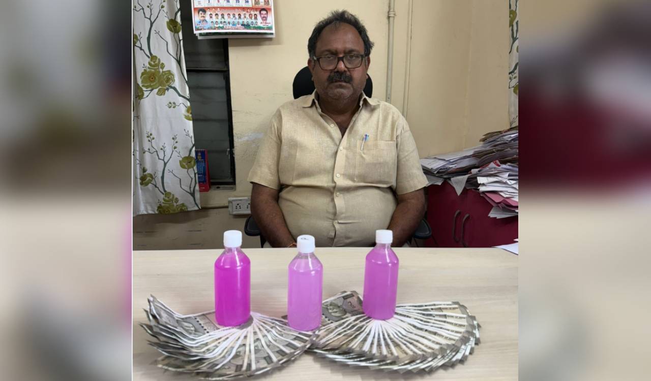 Sangareddy: ACB traps Additional Assistant Engineer for taking Rs 25,000 bribe