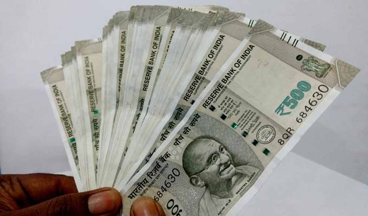 Jagtial: Kodimial Forest Officer nabbed by ACB while taking Rs 80,000 bribe