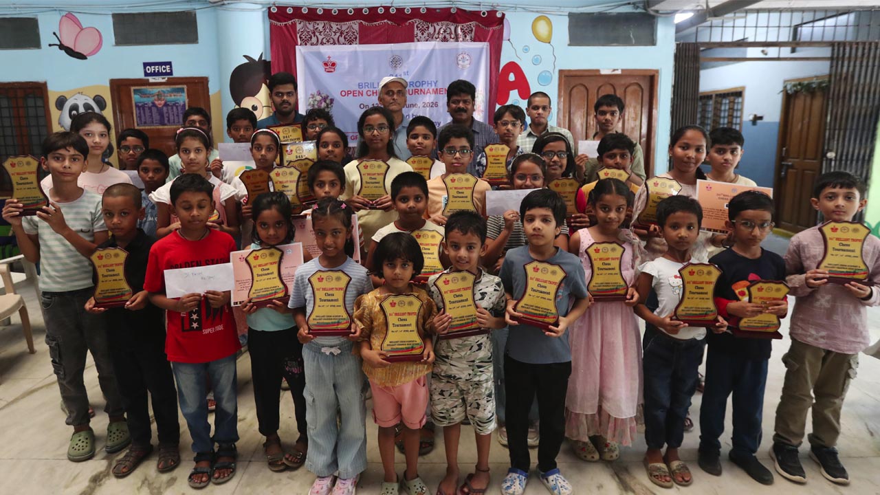 Abhimaan Deshpande, Karyasheel win titles at 241st Brilliant Trophy chess tournament