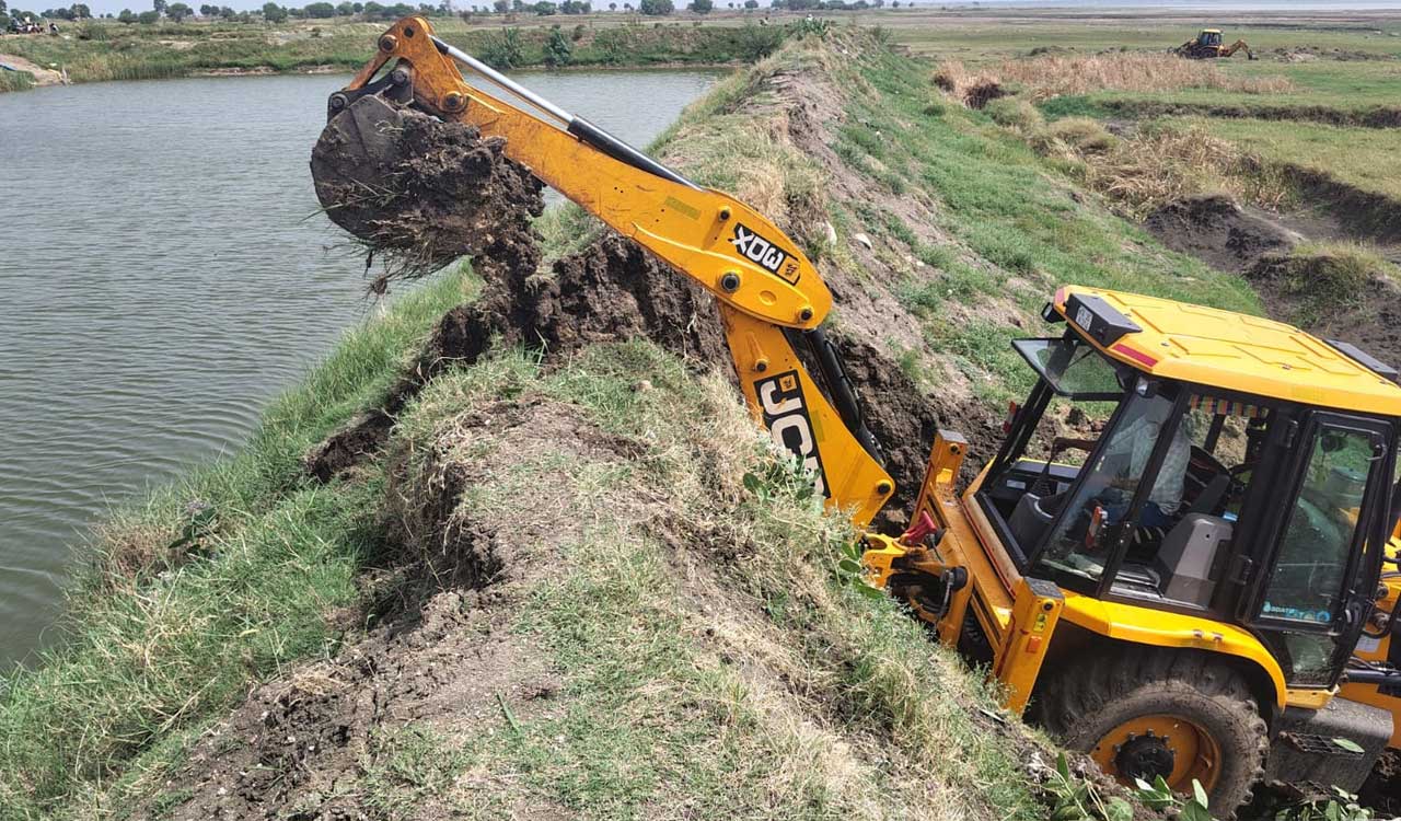 TT Impact : Officials demolish fish ponds amid pressures from Congress leaders