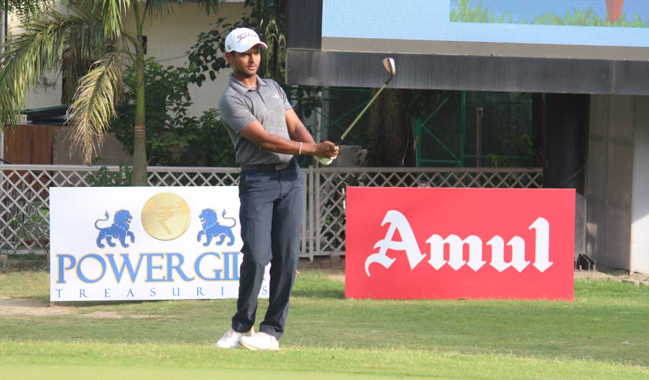 Sunit Chowrasia takes two-shot lead at DP World PGTI NexGen event
