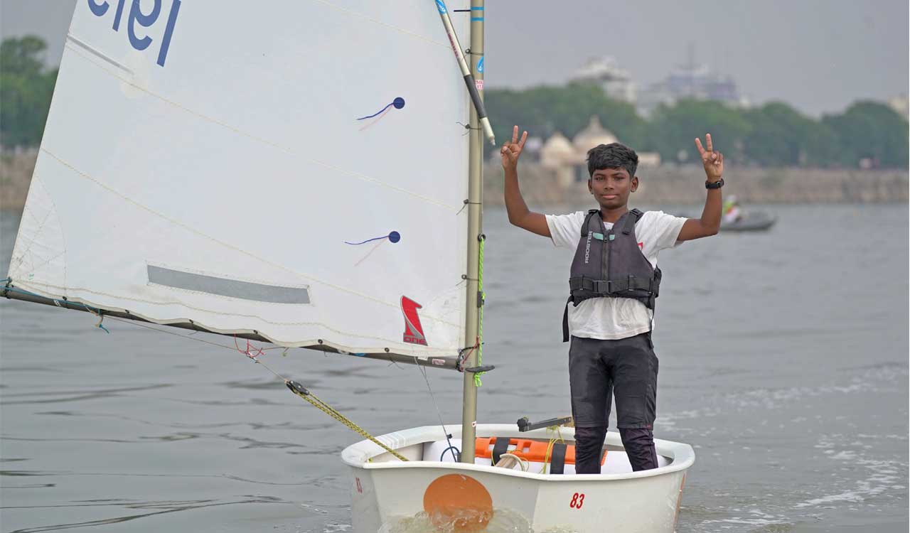 Ravi Banneoulu takes overall lead on fourth day of Monsoon Regatta
