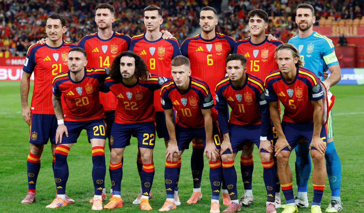 Spain beat Uruguay to reach FIFA World Cup knockouts as Cape Verde advance