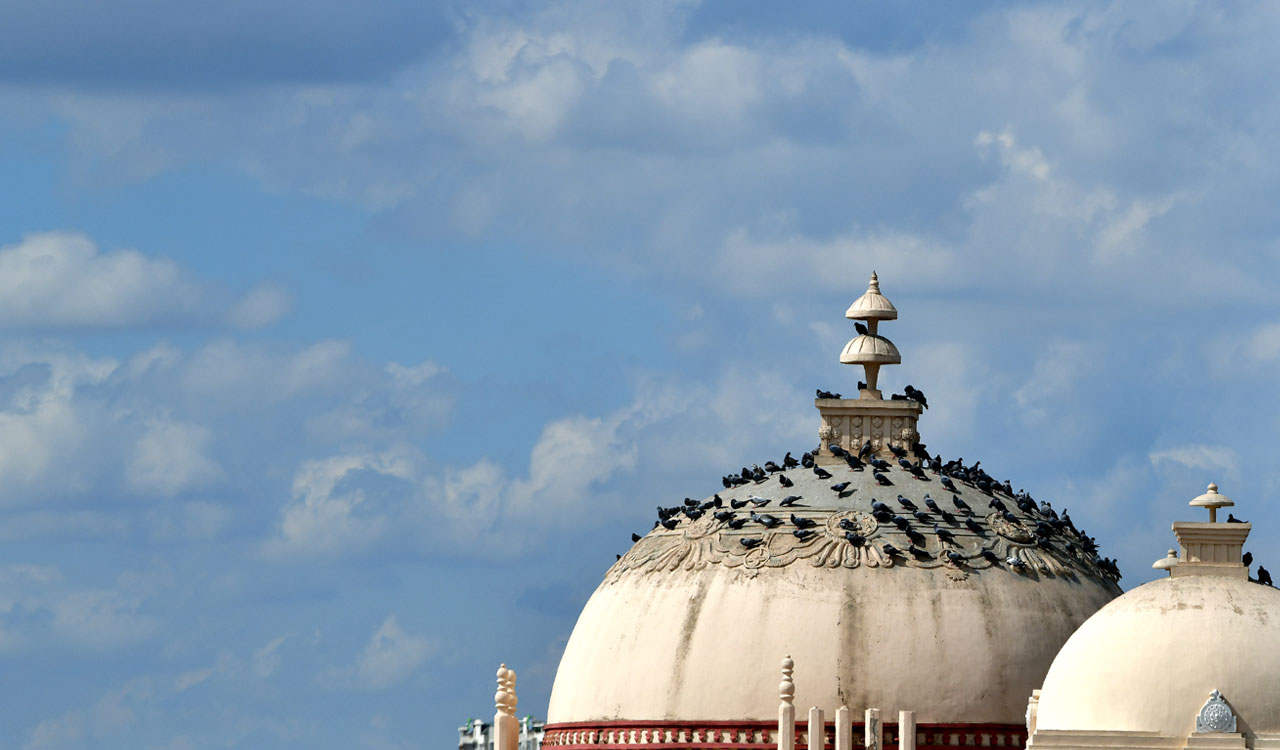 IMD forecasts more cloudy skies, light showers for Hyderabad