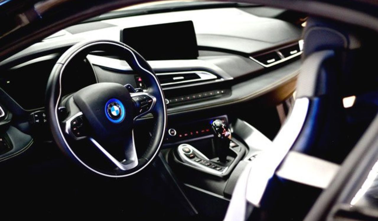 25-year-old son’s surprise BMW ride for mother wins hearts online