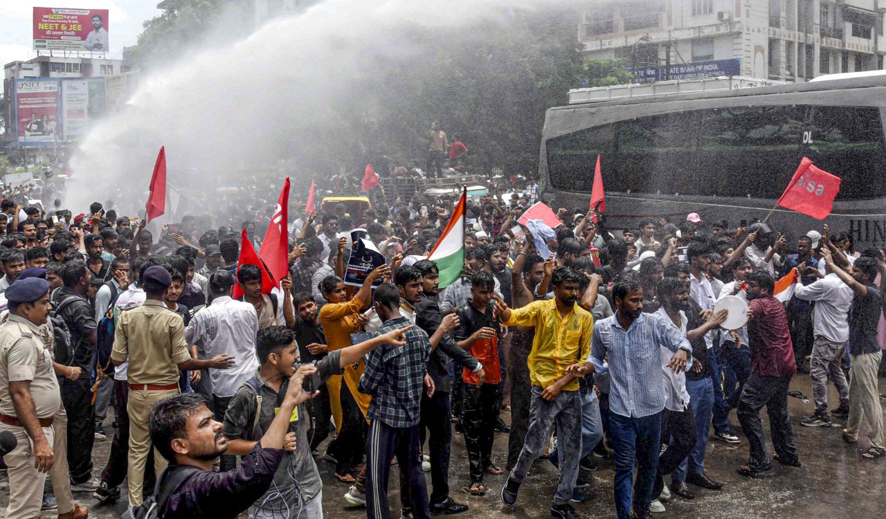 Police Crack Down on AISA Student Protest in Patna Over NEET Paper Leak; Opposition Stages Walkout