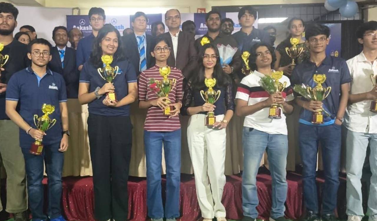 Hyderabad Aakash students shine in NEET UG 2026 with 14 top ranks