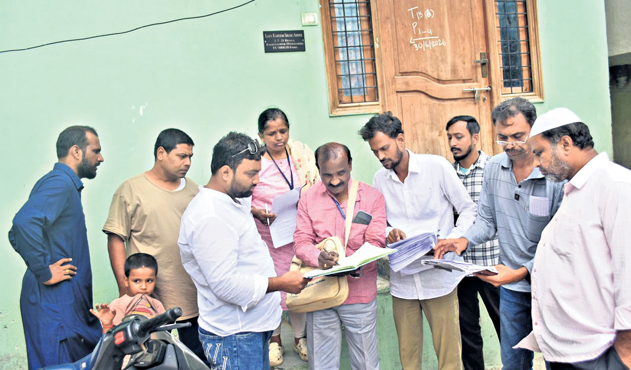 Hyderabad completes enumeration form distribution, but BLOs struggle to collect filled forms