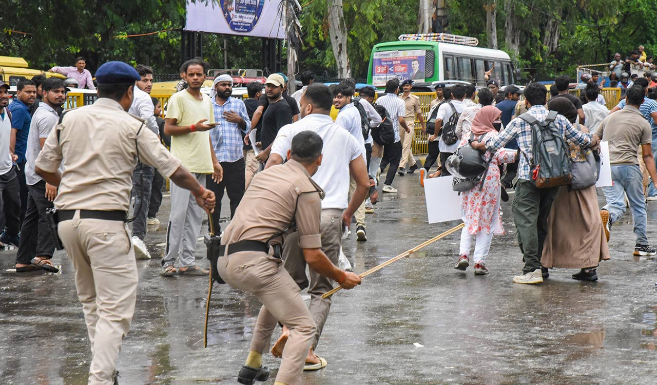 Bihar Assembly witnesses uproar over Patna students’ stir, police lathi-charge on protestors