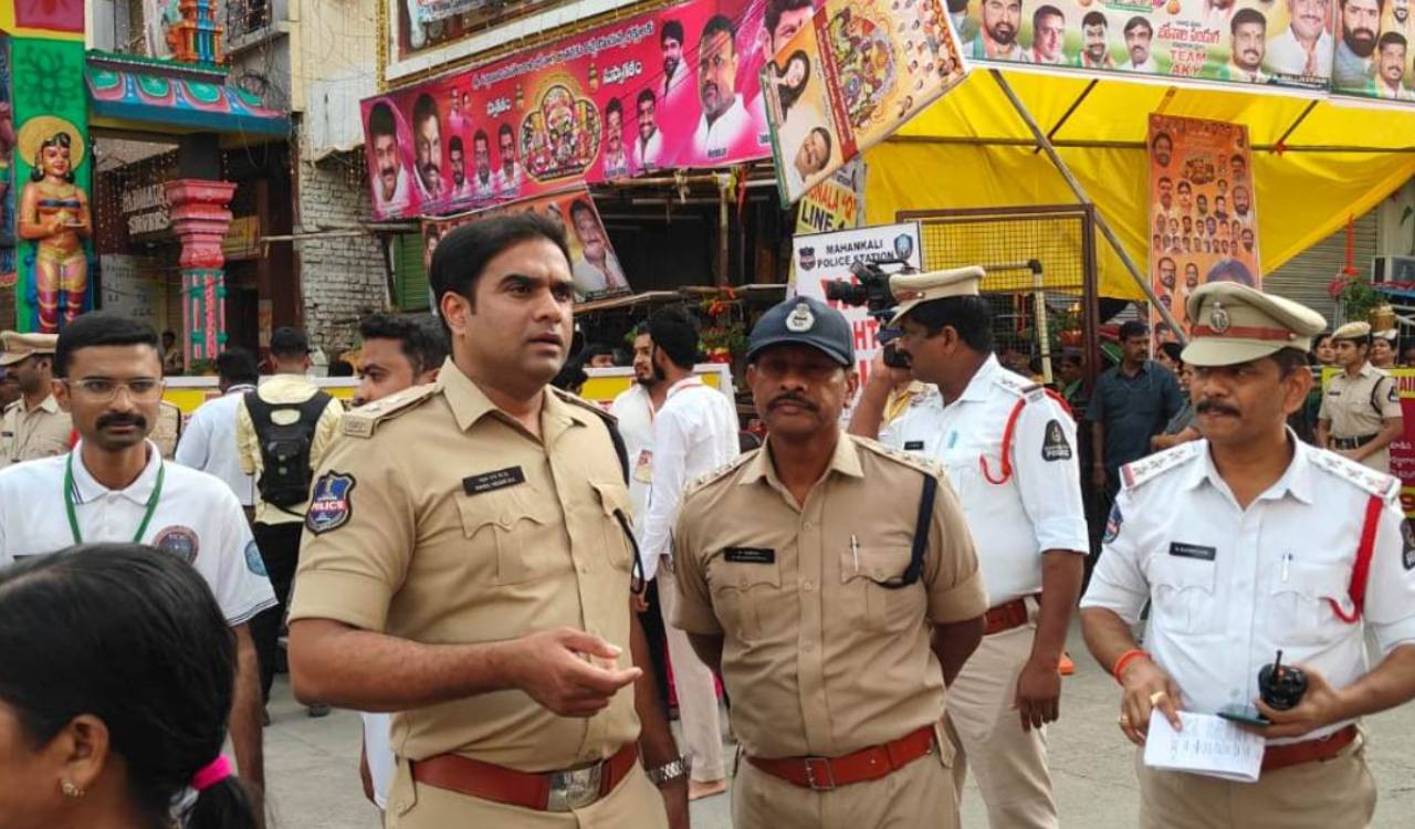 Hyderabad police deploy 2,500 personnel for Bonalu festival in Secunderabad