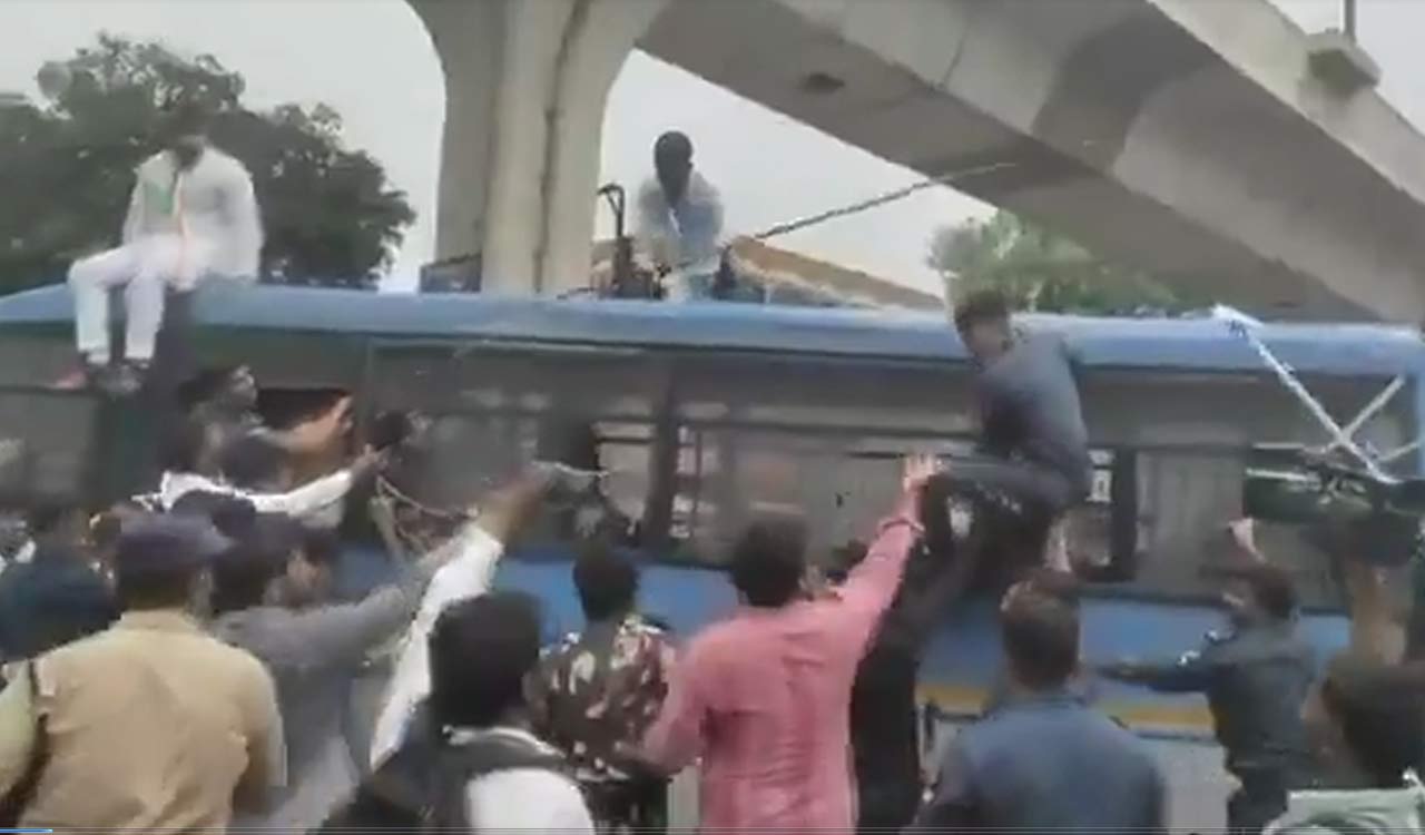 Watch: BJP and Congress workers clash during rival protests in Hyderabad