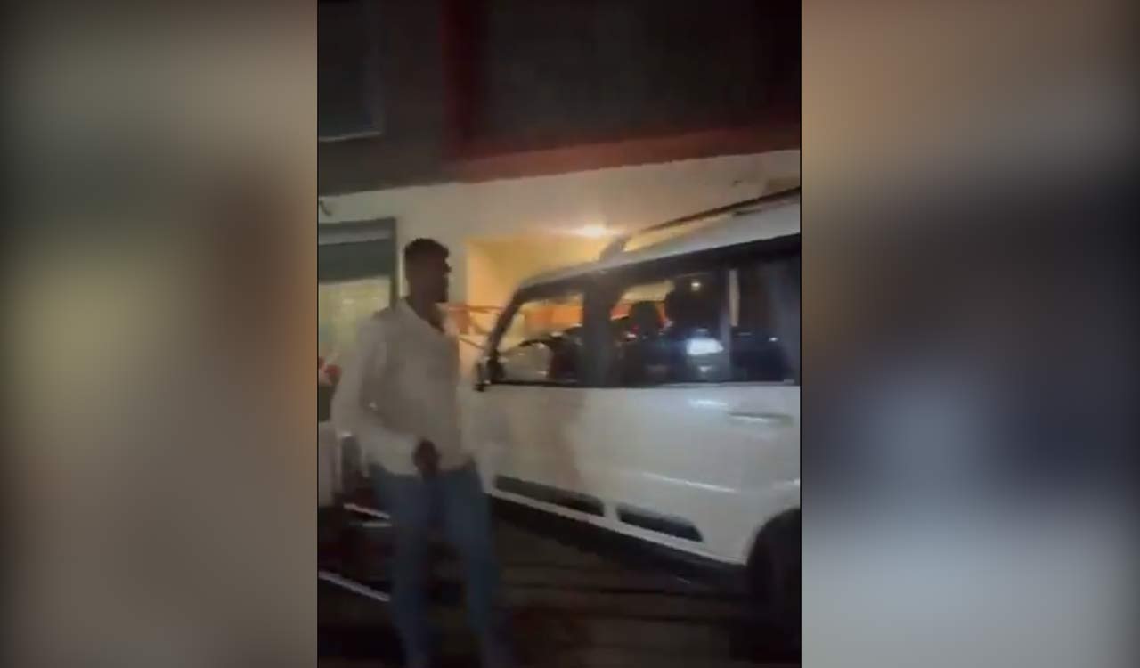 Hyderabad: Car crashes into actor Dharma Mahesh’s house in Film Nagar