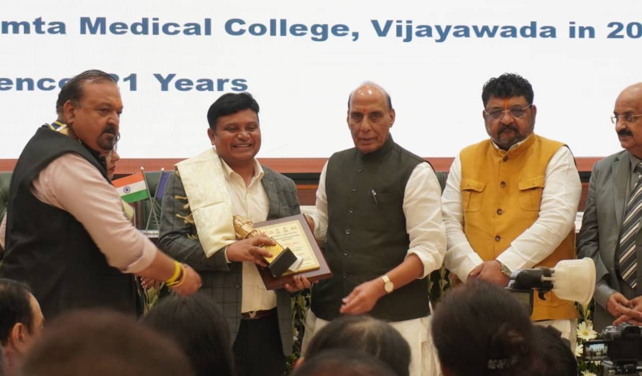 Nizamabad psychiatrist Dr Vishal Akula honoured with IMA’s Dr Ketan Desai Award for rural services