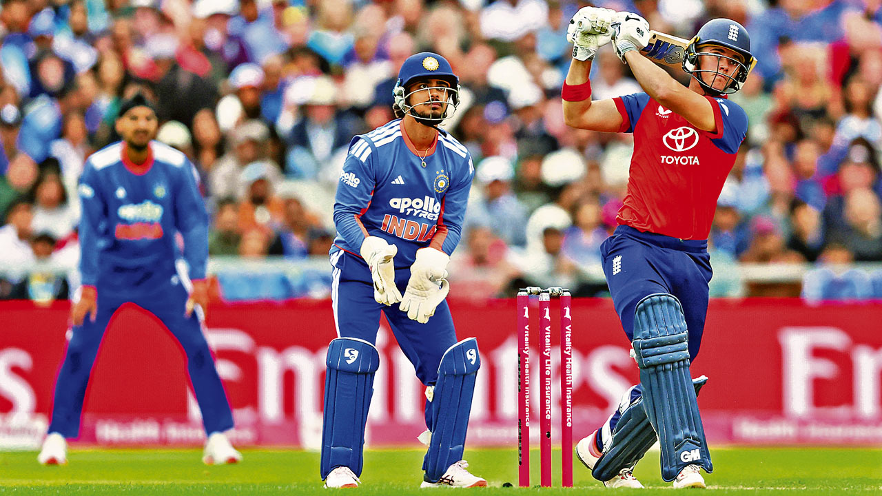 England defeat India in second T20 as Sooryavanshi debut headlines costly Bishnoi over
