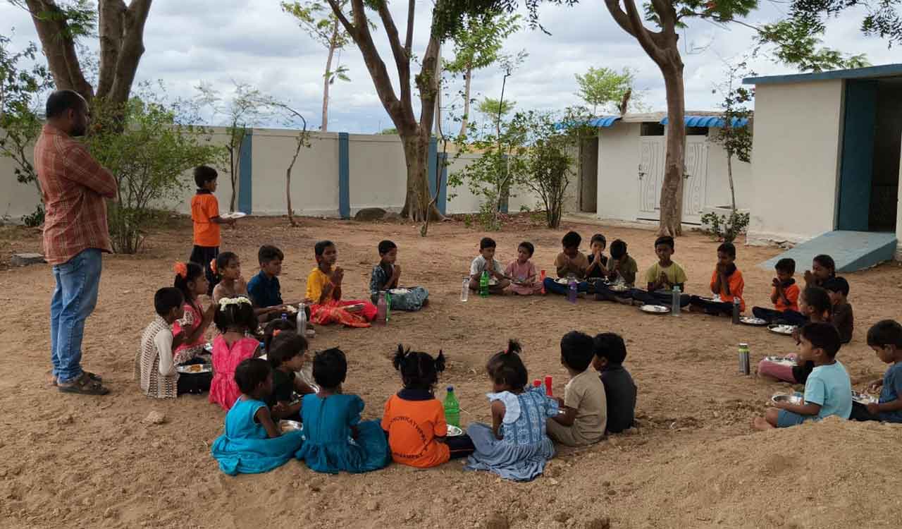 Medak villages ban private school buses, boost enrolment in government schools